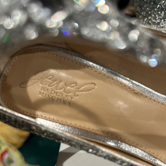 Jewel Badgley Mischka Silver Crystal Embellished Heels - Picture 5 of 13
